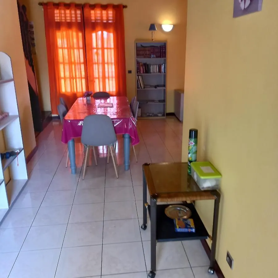 Spacieuse Maison De Vacances Petit-Bourg Holiday home